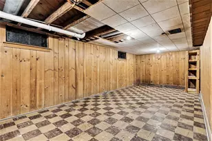 880 Paw Paw Dr, Holland, MI 49423 - Photo 23