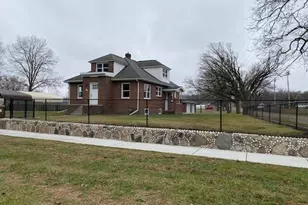 745 Upton Ave, Springfield, MI 49037 - Photo 51