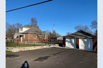 745 Upton Avenue, Springfield, MI 49037 - Photo 13