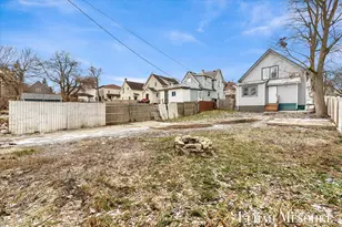 1728 Francis Ave SE, Grand Rapids, MI 49507 - Photo 33