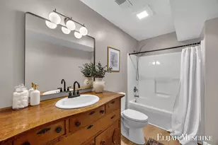 5664 Nancy Dr SW, Wyoming, MI 49418 - Photo 47