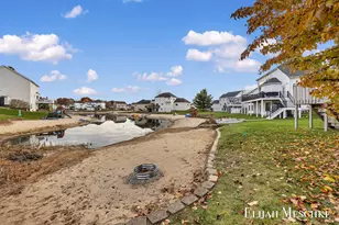 5664 Nancy Dr SW, Wyoming, MI 49418 - Photo 59