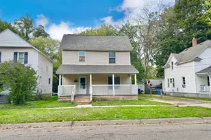 821 Trimble Ave, Kalamazoo, MI 49048 - Photo 1