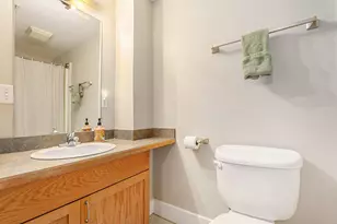 600 Broadway Ave NW, Grand Rapids, MI 49504 - Photo 9