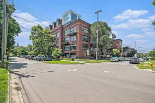 600 Broadway Ave NW, Grand Rapids, MI 49504 - Photo 17