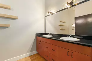 600 Broadway Ave NW, Grand Rapids, MI 49504 - Photo 13