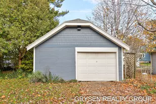 1107 Dayton St SW, Grand Rapids, MI 49504 - Photo 25