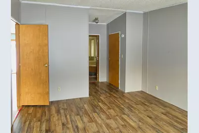 23316 N Shore Drive, Edwardsburg, MI 49112 - Photo 15