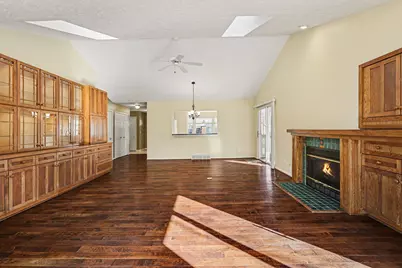 212 Chauncey Court, Marshall, MI 49068 - Photo 9