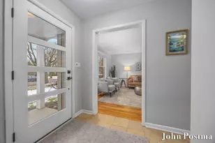 1935 Menominee Dr SE, Grand Rapids, MI 49506 - Photo 5