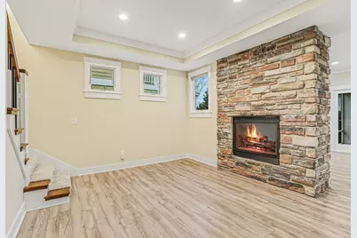 920 W Savidge Street #6, Spring Lake, MI 49456 - Photo 7