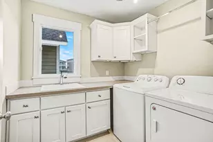 920 W Savidge St, Spring Lake, MI 49456 - Photo 23