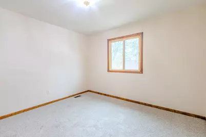 34508 Marina Court, Westland, MI 48185 - Photo 19