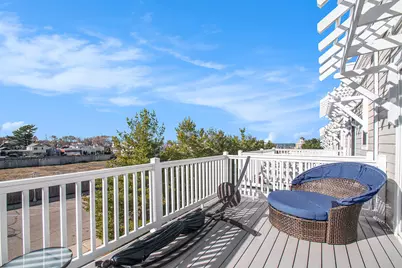 105 N Thompson Street, New Buffalo, MI 49117 - Photo 23