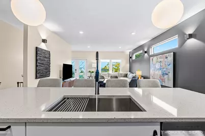 593 W Webster Avenue, Muskegon, MI 49440 - Photo 15