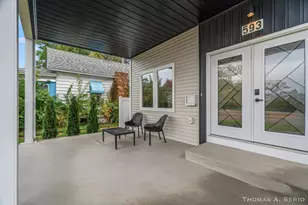 593 W Webster Ave, Muskegon, MI 49440 - Photo 5