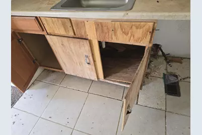 323 Ferry Avenue, Pontiac, MI 48341 - Photo 7