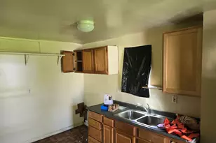 323 Ferry Ave, Pontiac, MI 48341 - Photo 25