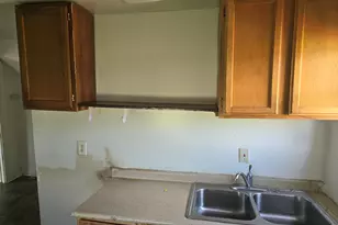 323 Ferry Ave, Pontiac, MI 48341 - Photo 15