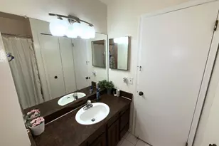 7361 Radcliff Dr, West Bloomfield, MI 48322 - Photo 35