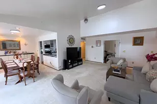 7361 Radcliff Dr, West Bloomfield, MI 48322 - Photo 13