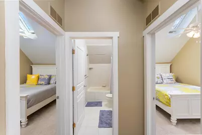 9638 Main Street, Whitmore Lake, MI 48189 - Photo 15