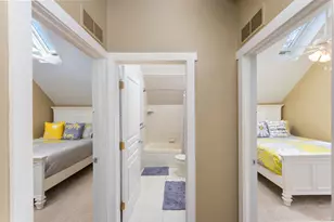 9638 Main St, Whitmore Lake, MI 48189 - Photo 15