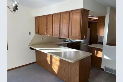 2700 Stonegate Drive SW #21, Wyoming, MI 49519 - Photo 5