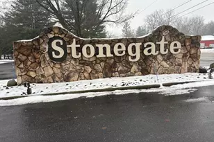 2700 Stonegate Dr SW, Wyoming, MI 49519 - Photo 21