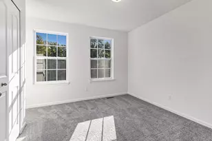 7177 Belle Pointe Dr, Belleville, MI 48111 - Photo 19