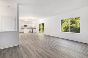 7177 Belle Pointe Dr, Belleville, MI 48111 - Photo 17