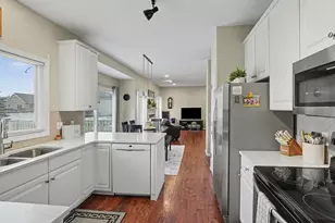 1464 Hillridge Way, Zeeland, MI 49464 - Photo 7