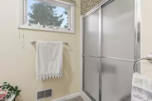 1021 Donnington Terrace, Kalamazoo, MI 49006 - Photo 19