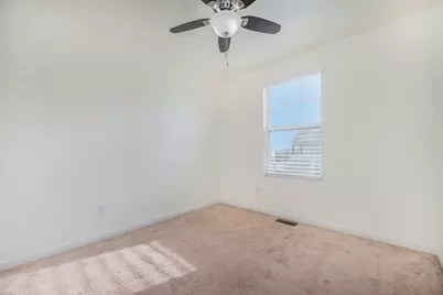 329 Glenhurst Boulevard, Rochester Hills, MI 48307 - Photo 13