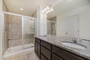 329 Glenhurst Blvd, Rochester Hills, MI 48307 - Photo 11