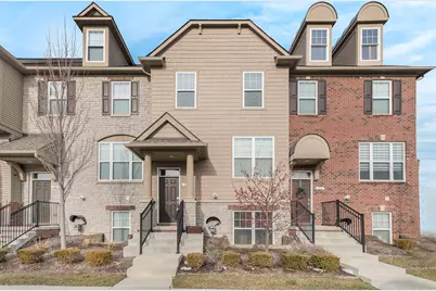 329 Glenhurst Boulevard, Rochester Hills, MI 48307 - Photo 1