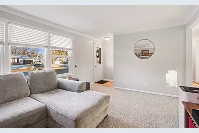 221 S Park Street, Zeeland, MI 49464 - Photo 3