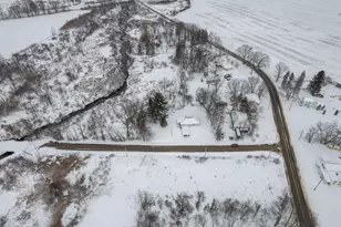 1582 Bakertown Rd, Buchanan, MI 49107 - Photo 5