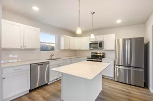 48265 Silver Oaks W, Mattawan, MI 49071 - Photo 5