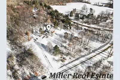 5580 Osborne Road, Delton, MI 49046 - Photo 7