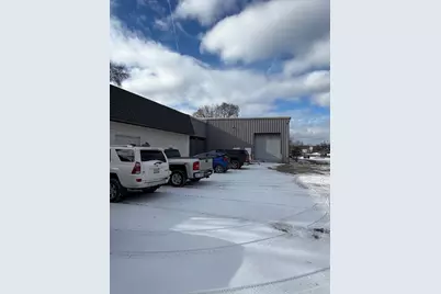 1050 E Michigan Avenue, Kalamazoo, MI 49048 - Photo 3