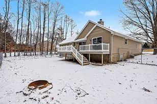 32282 Pinedale Ln, Gobles, MI 49055 - Photo 5