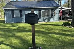 2413 Sylvan Dr, Hillsdale, MI 49242 - Photo 3