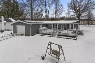 31486 County Line Rd, Dowagiac, MI 49047 - Photo 1