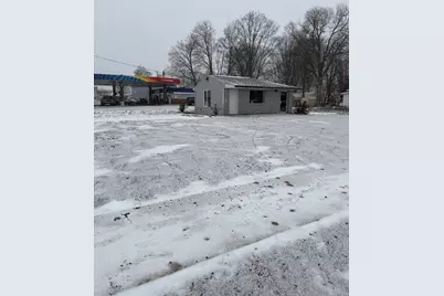 102 N Lincoln Avenue, Three Rivers, MI 49093 - Photo 3