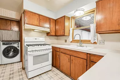 5560 Greenboro Drive SE, Grand Rapids, MI 49508 - Photo 9