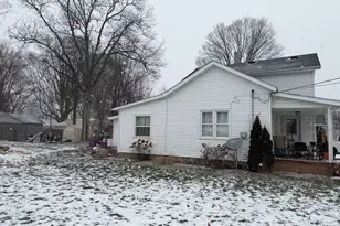 108 N Lincoln Ave, Three Rivers, MI 49093 - Photo 3