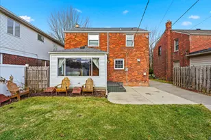 1817 Manchester Blvd, Grosse Pointe Woods, MI 48236 - Photo 5