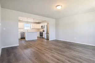 48605 Silver Oaks Blvd, Mattawan, MI 49071 - Photo 3