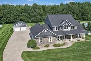 3700 Oakharbor St, Kalamazoo, MI 49009 - Photo 1